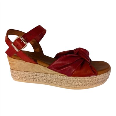 04101 Rojo - 3854 - 72,95 €